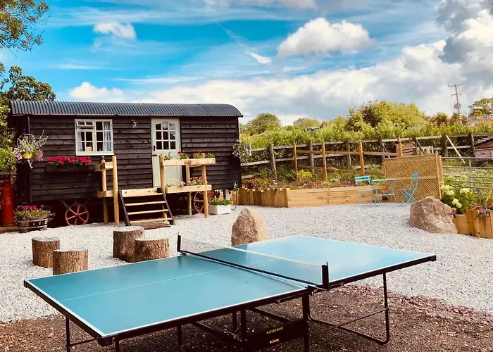Willow Brook Shepherd Hut